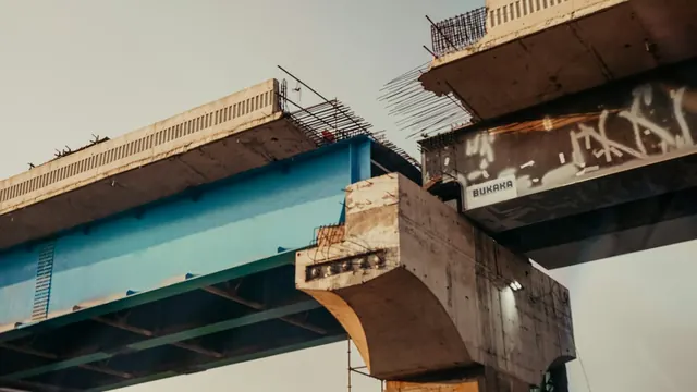 An unfinished bridge that ends in mid air